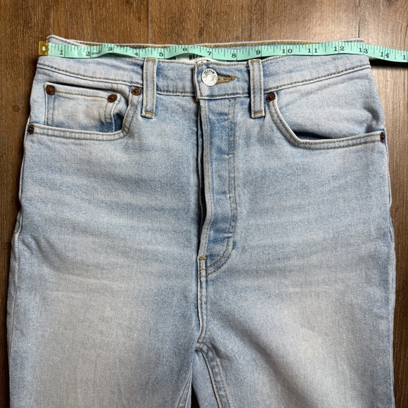 Re/Done High Rise Jeans Women’s 26 Long Light Blue Wash Slim Straight - Picture 5 of 11